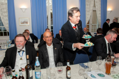 28-GM-serving-cake