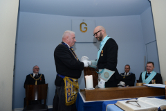 27-WM-presented-with-Masters-Jewel-by-GM