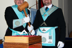 04-Travelling-Gavel-Changes-Hands