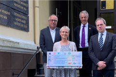 Hospice_donation-Aug_21